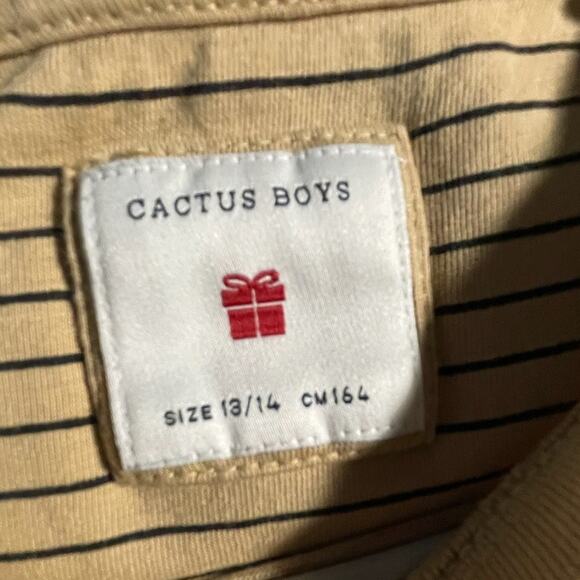 Cactus Boys T-Shirt - Sz 13–14  (Fits 10–12) - Tan Santa Print Festive - EUC - Picture 5 of 5